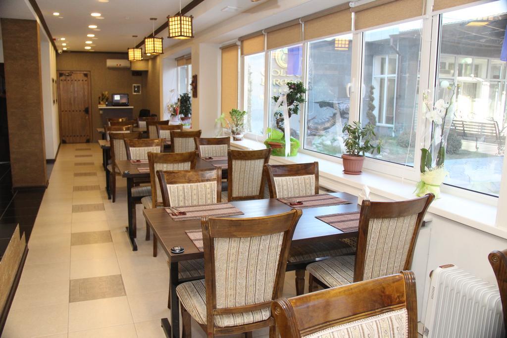 金龙公寓式酒店 比什凯克 外观 照片